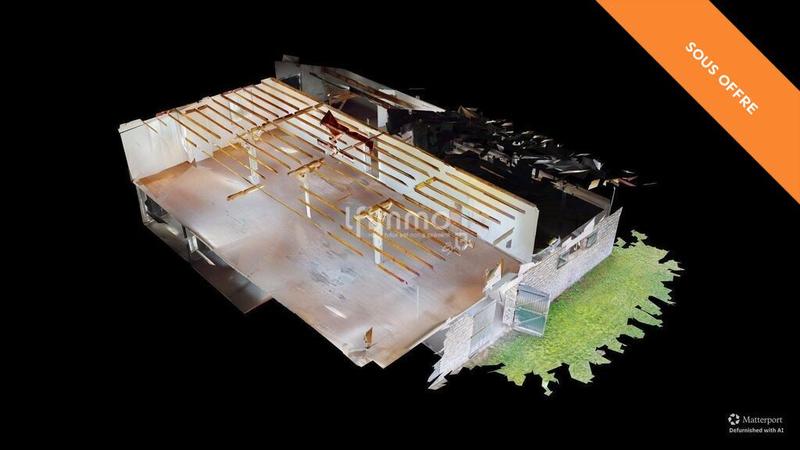 Maison - 382 m² - 9 pièces