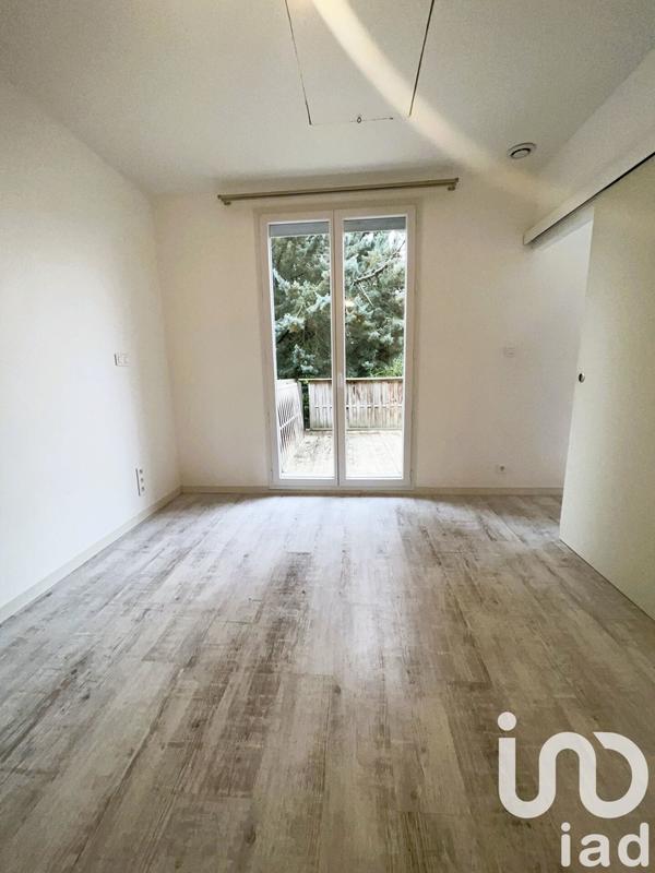 Maison - 186 m² - 5 pièces