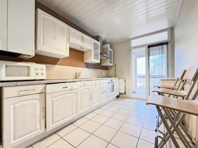 Appartement - 75 m² - 4 pièces