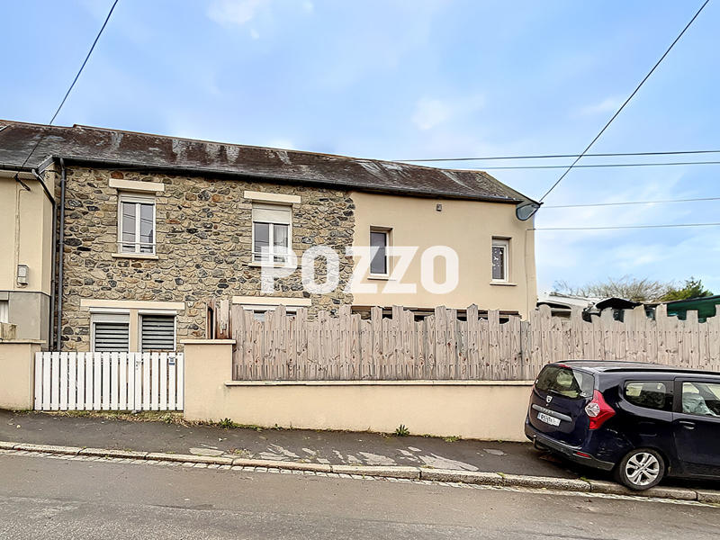 Maison - 102 m² - 7 pièces