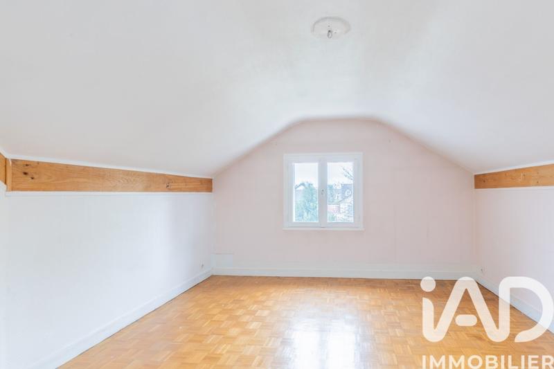 Maison - 110 m² - 6 pièces