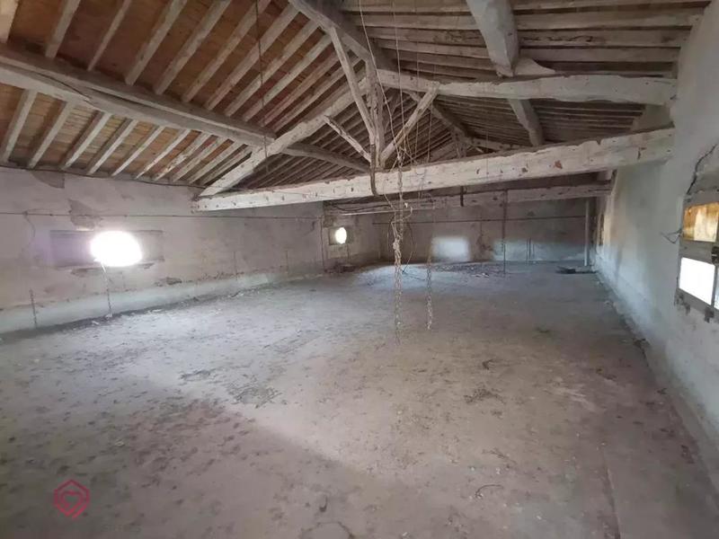 Demeure - 170 m² - 5 pièces