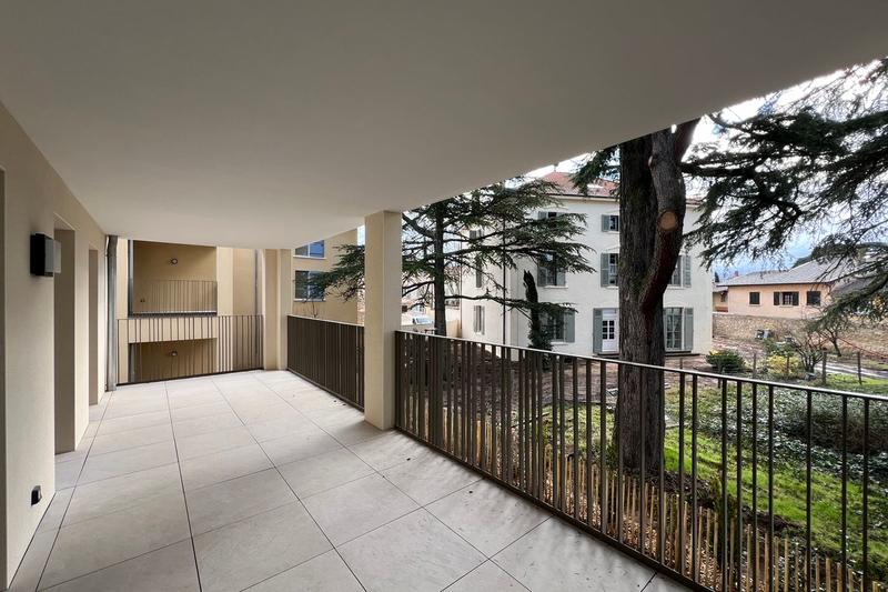 Appartement - 84 m² - 4 pièces