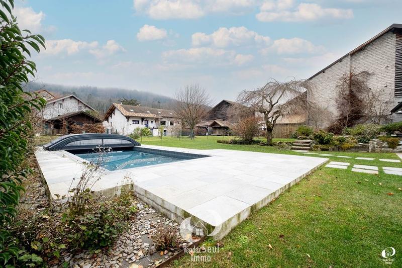 Maison de village - 185 m² - 8 pièces