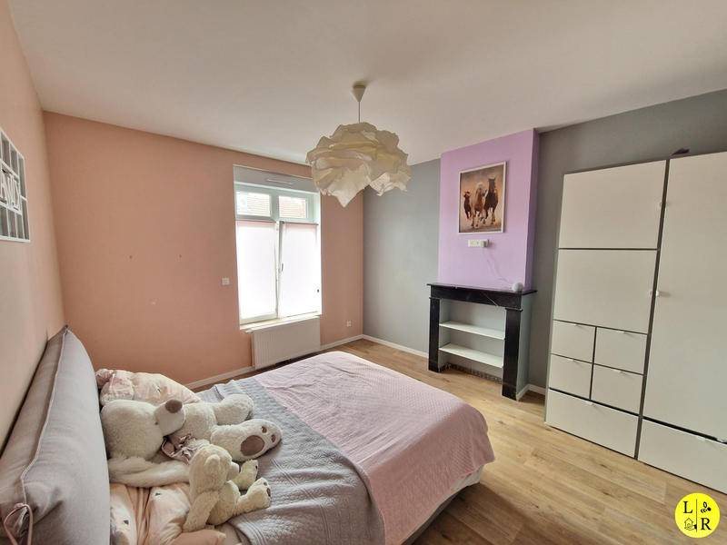 Maison - 180 m² - 6 pièces