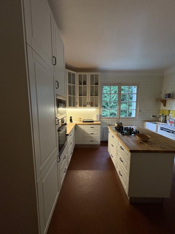 Villa - 186 m² - 8 pièces