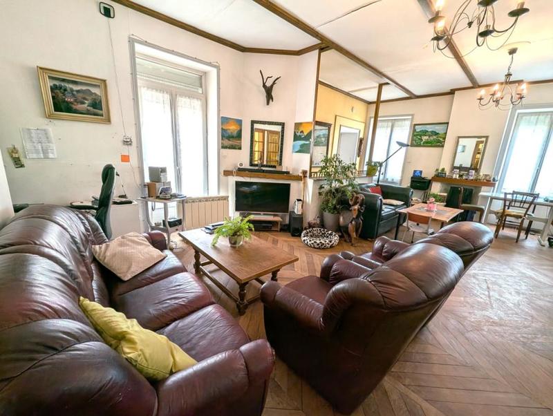 Maison - 127 m² - 6 pièces