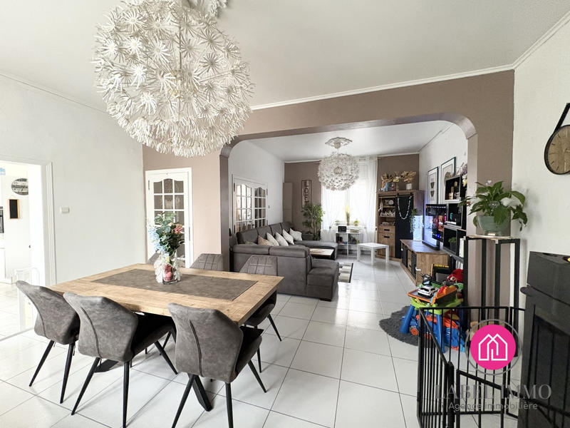 Maison - 170 m² - 7 pièces