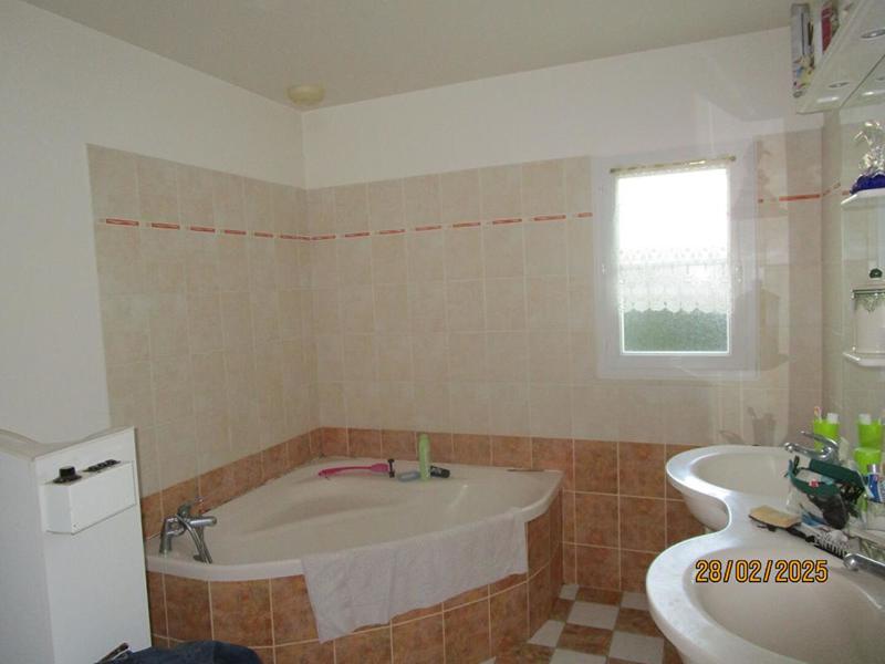 Maison - 93 m² - 4 pièces