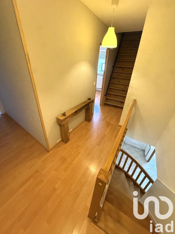 Maison - 111 m² - 5 pièces