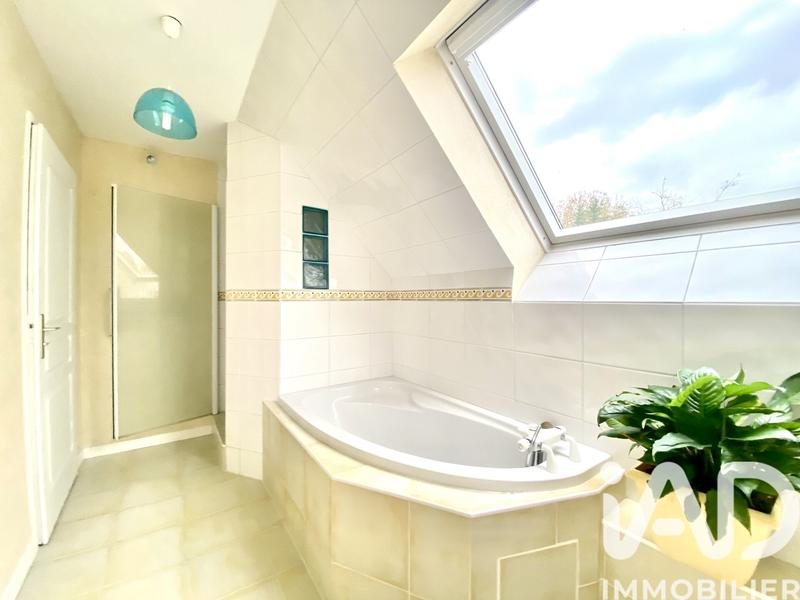 Maison - 190 m² - 7 pièces