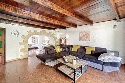 Maison - 188 m² - 8 pièces