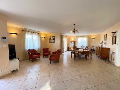 Maison - 112 m² - 6 pièces