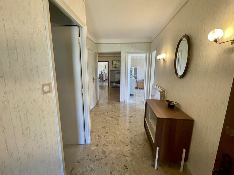 Appartement - 144 m² - 4 pièces