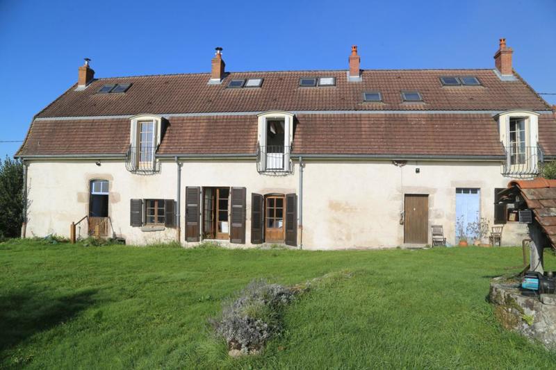 Corps de ferme - 225 m² - 4 pièces