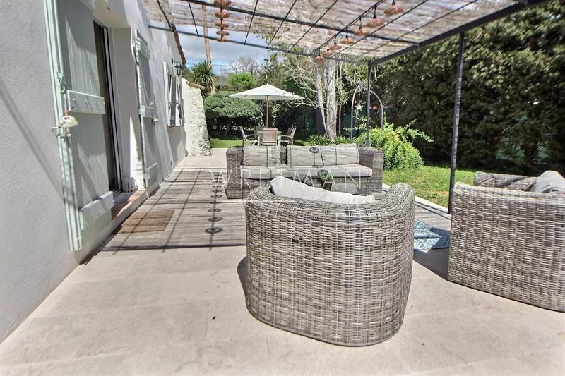 Villa - 218 m² - 7 pièces