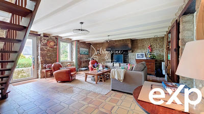 Maison - 95 m² - 5 pièces