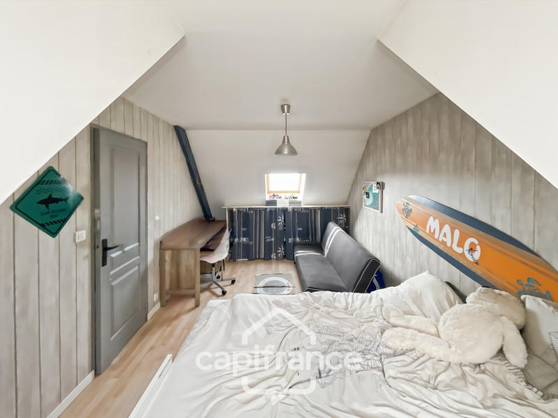 Maison - 152 m² - 7 pièces