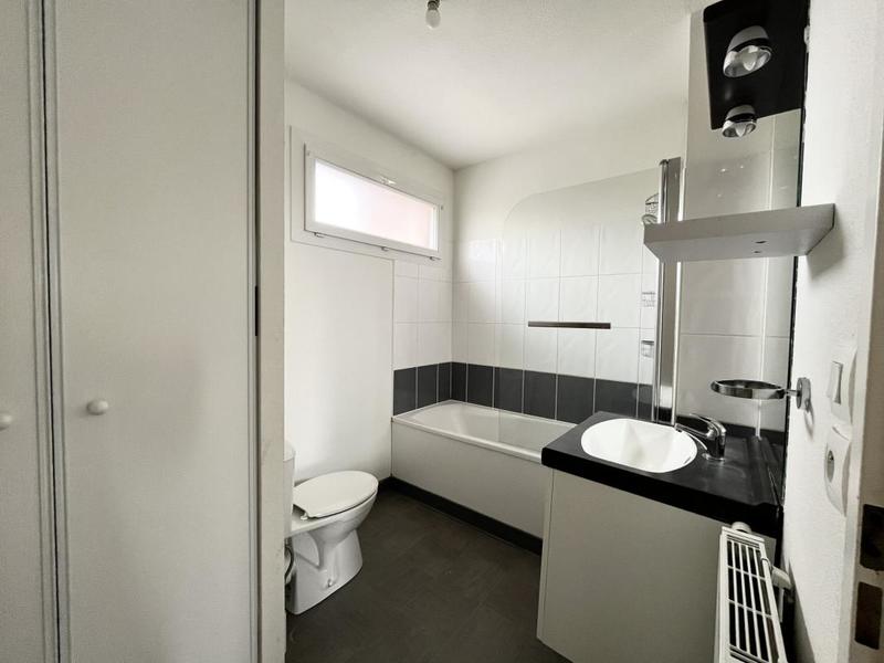 Maison - 83 m² - 4 pièces