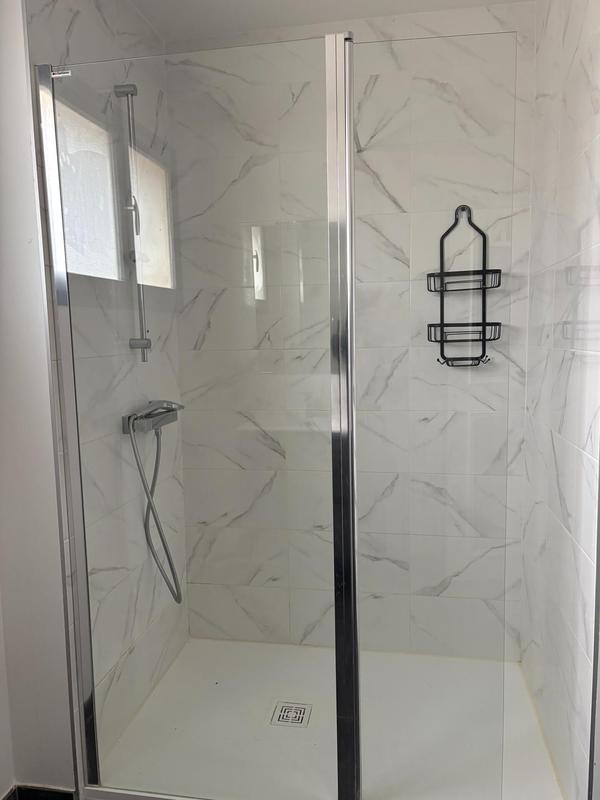 Maison - 235 m² - 8 pièces