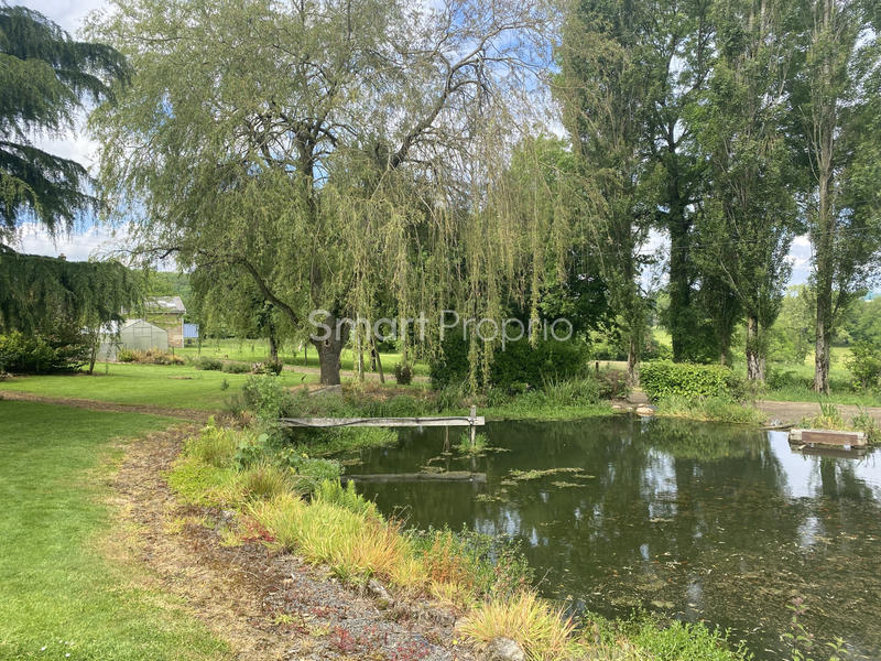 Maison - 187 m² - 8 pièces