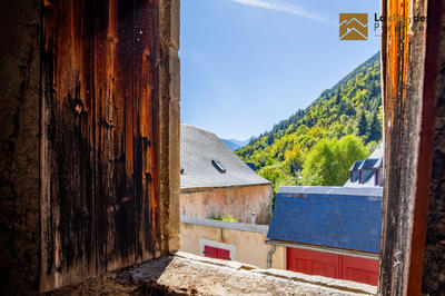 Maison ancienne - 170 m² - 2 pièces