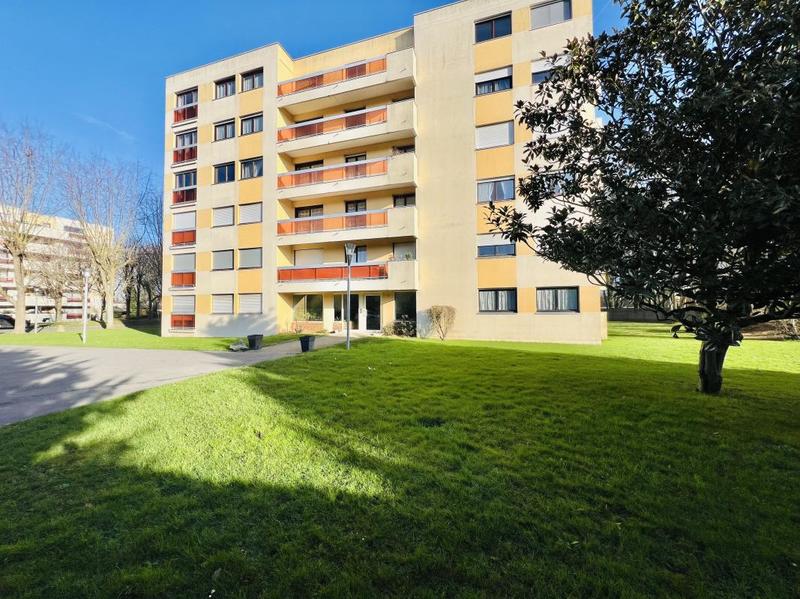 Appartement - 76 m² - 3 pièces