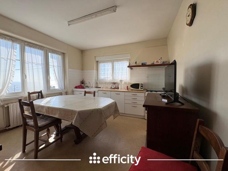 Maison - 117 m² - 7 pièces