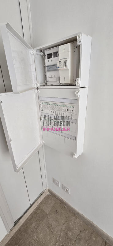 Appartement - 95 m² - 5 pièces