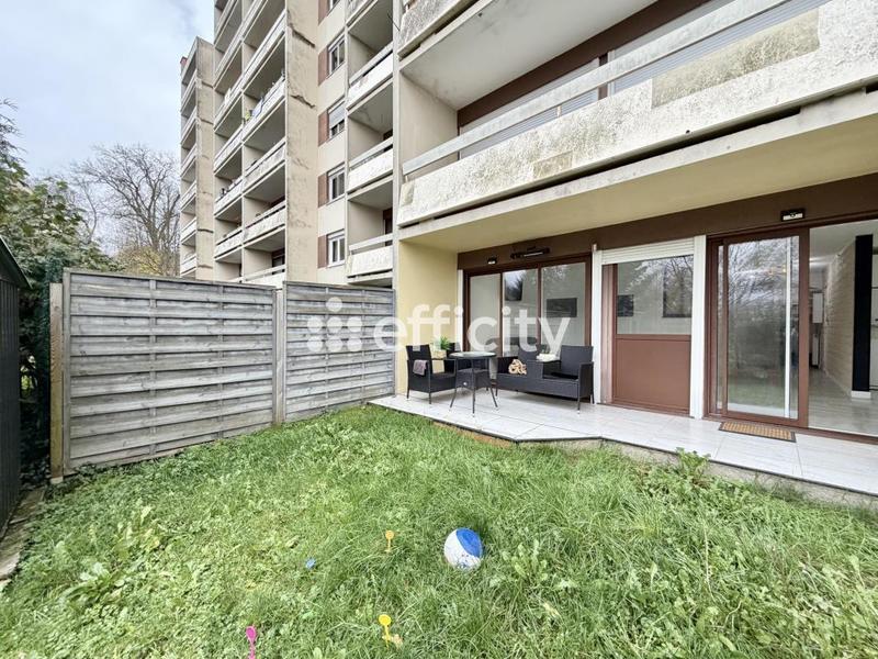 Appartement - 92 m² - 4 pièces