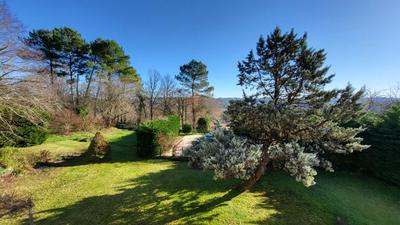 Maison - 168 m² - 6 pièces