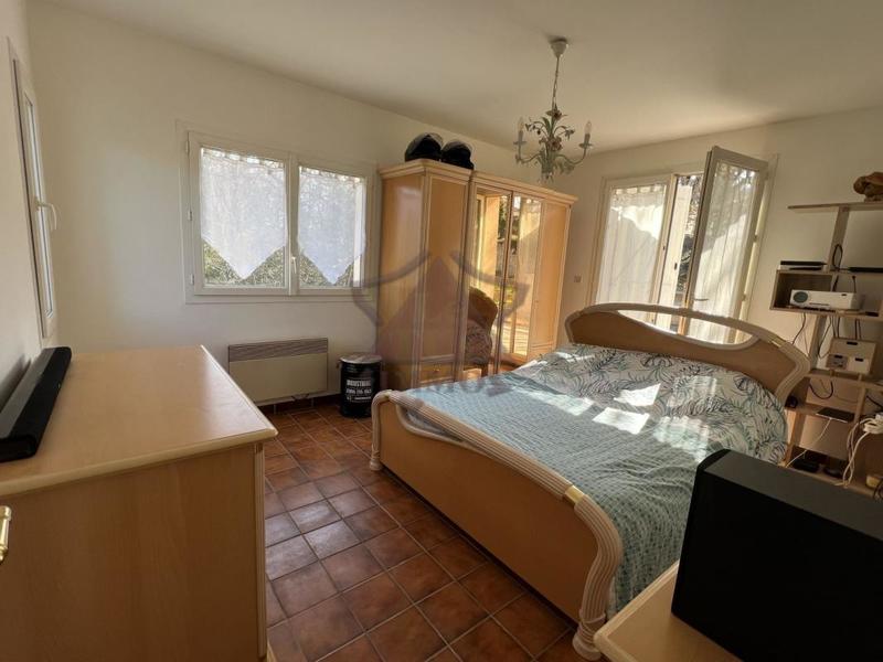 Villa - 177 m² - 7 pièces