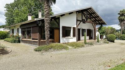 Maison - 174 m² - 7 pièces