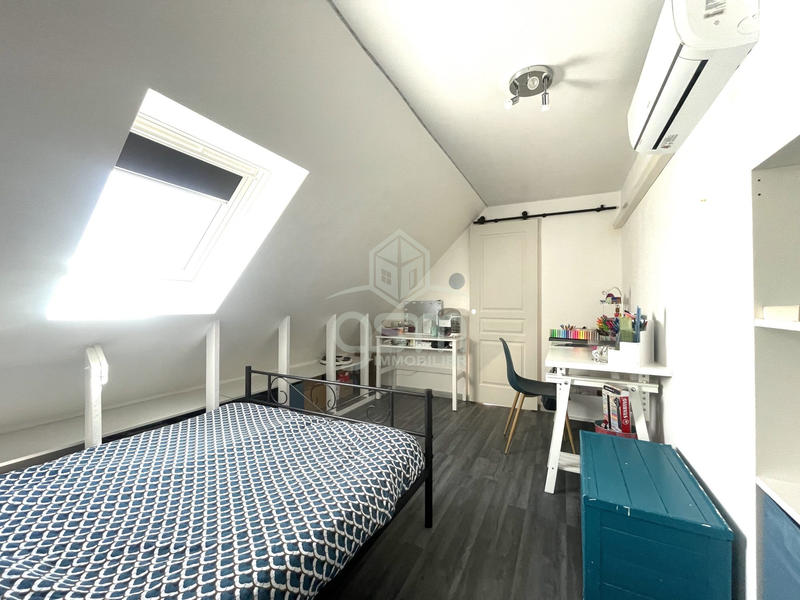 Maison contemporaine - 169 m² - 7 pièces