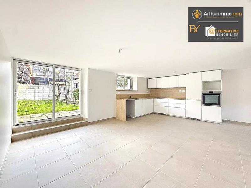 Maison - 96 m² - 6 pièces