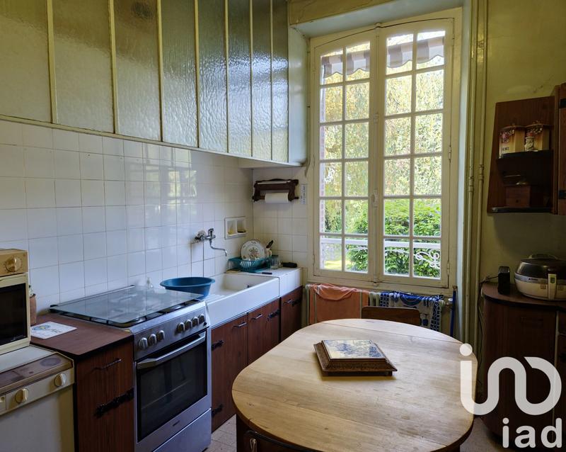 Maison - 205 m² - 8 pièces