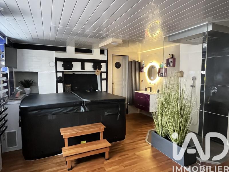 Maison de ville - 196 m² - 6 pièces