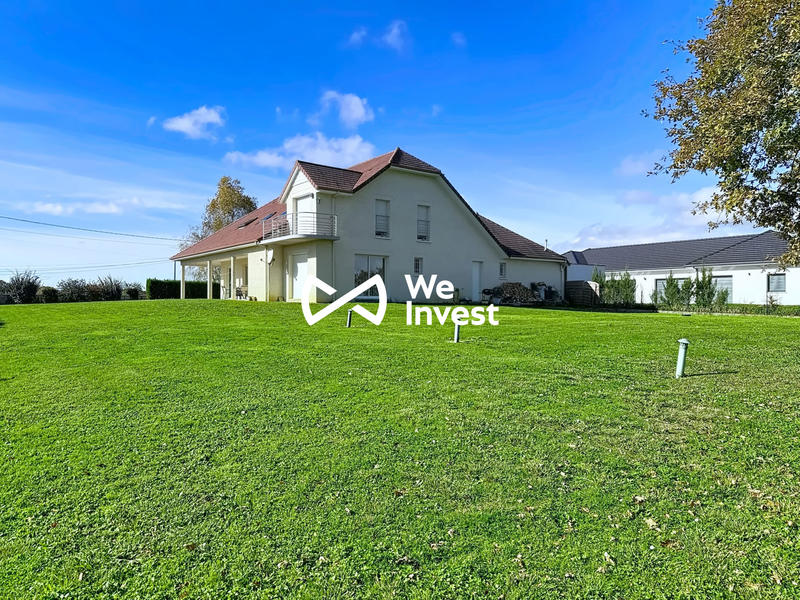 Maison - 253 m² - 8 pièces