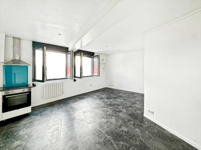 Immeuble - 240 m² - 9 pièces