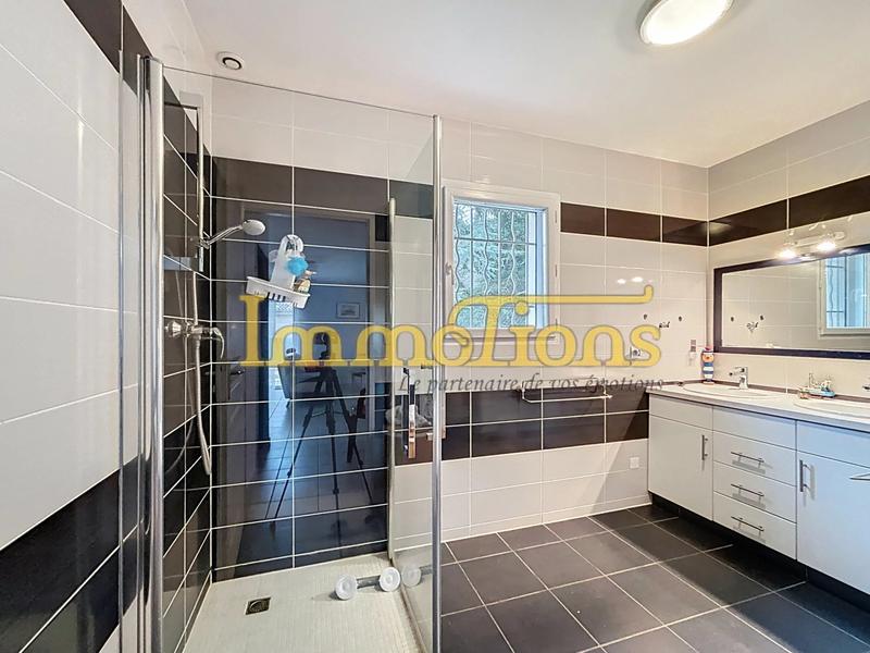 Maison - 89 m² - 4 pièces