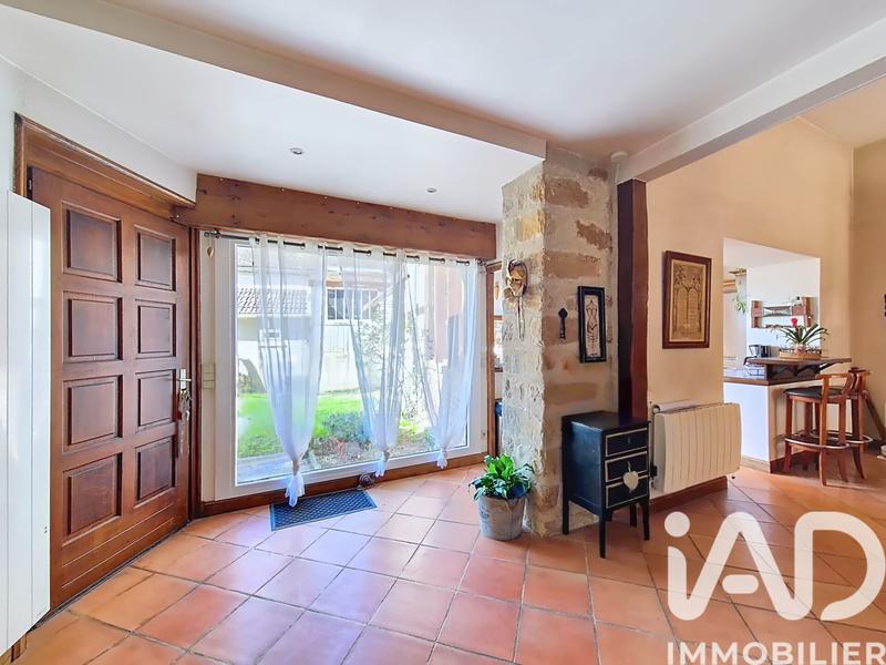 Maison - 205 m² - 8 pièces