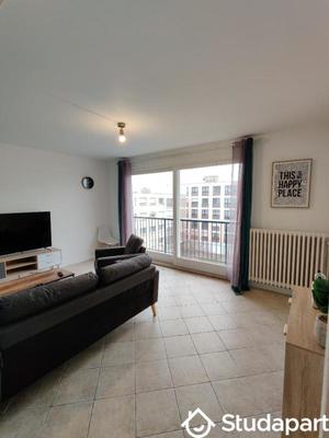 Chambre - 9 m² - 1 pièce