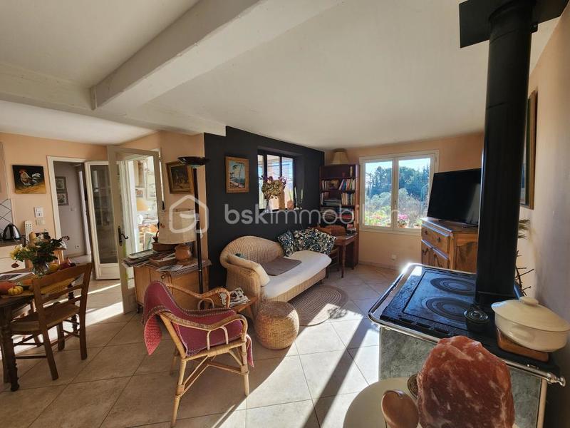 Maison - 140 m² - 5 pièces