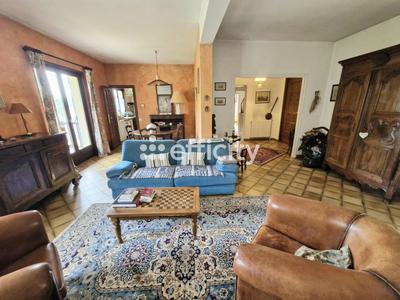 Maison - 157 m² - 7 pièces