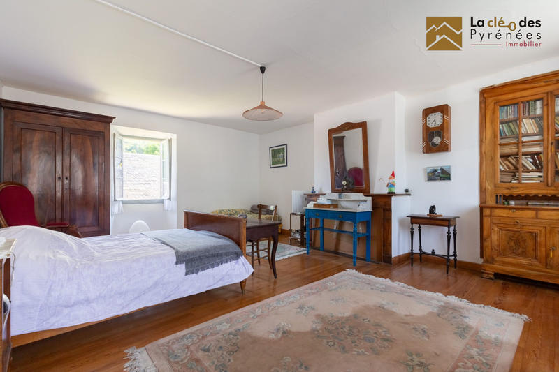 Maison - 170 m² - 6 pièces