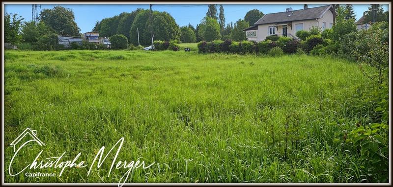 Terrain constructible - 772 m²