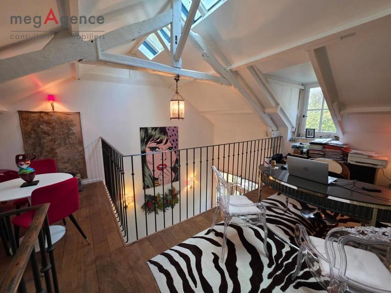 Maison - 200 m² - 10 pièces