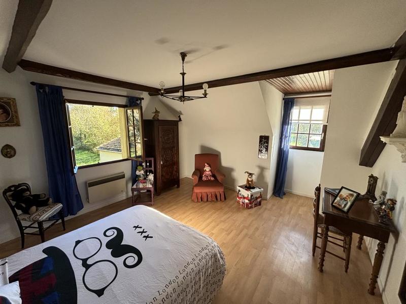 Maison - 135 m² - 4 pièces