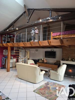 Maison - 150 m² - 4 pièces