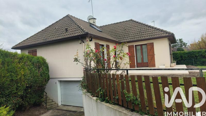 Maison - 102 m² - 5 pièces